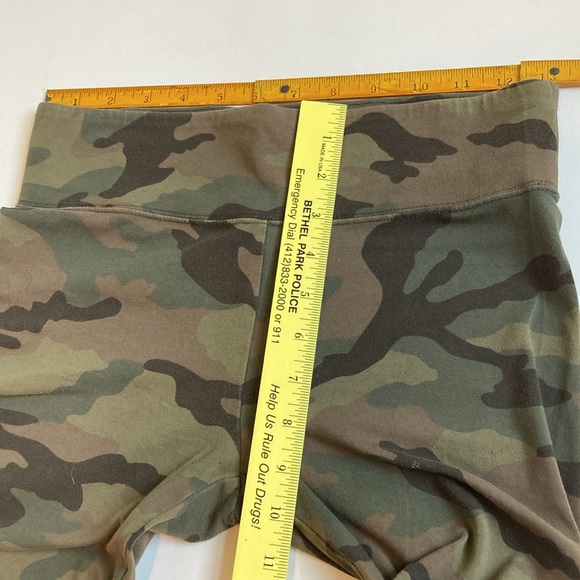 Bundle VS/ forever 21 - xs joggers/ leggings - Picture 3 of 16